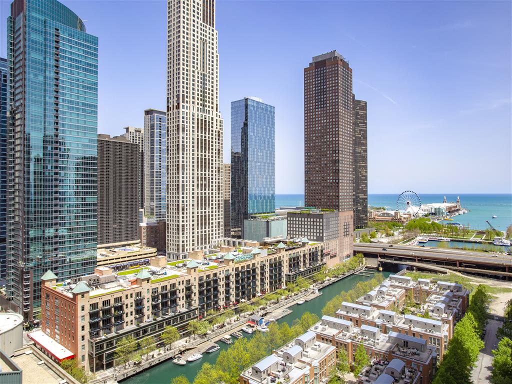 Cityfront Place – photo 2