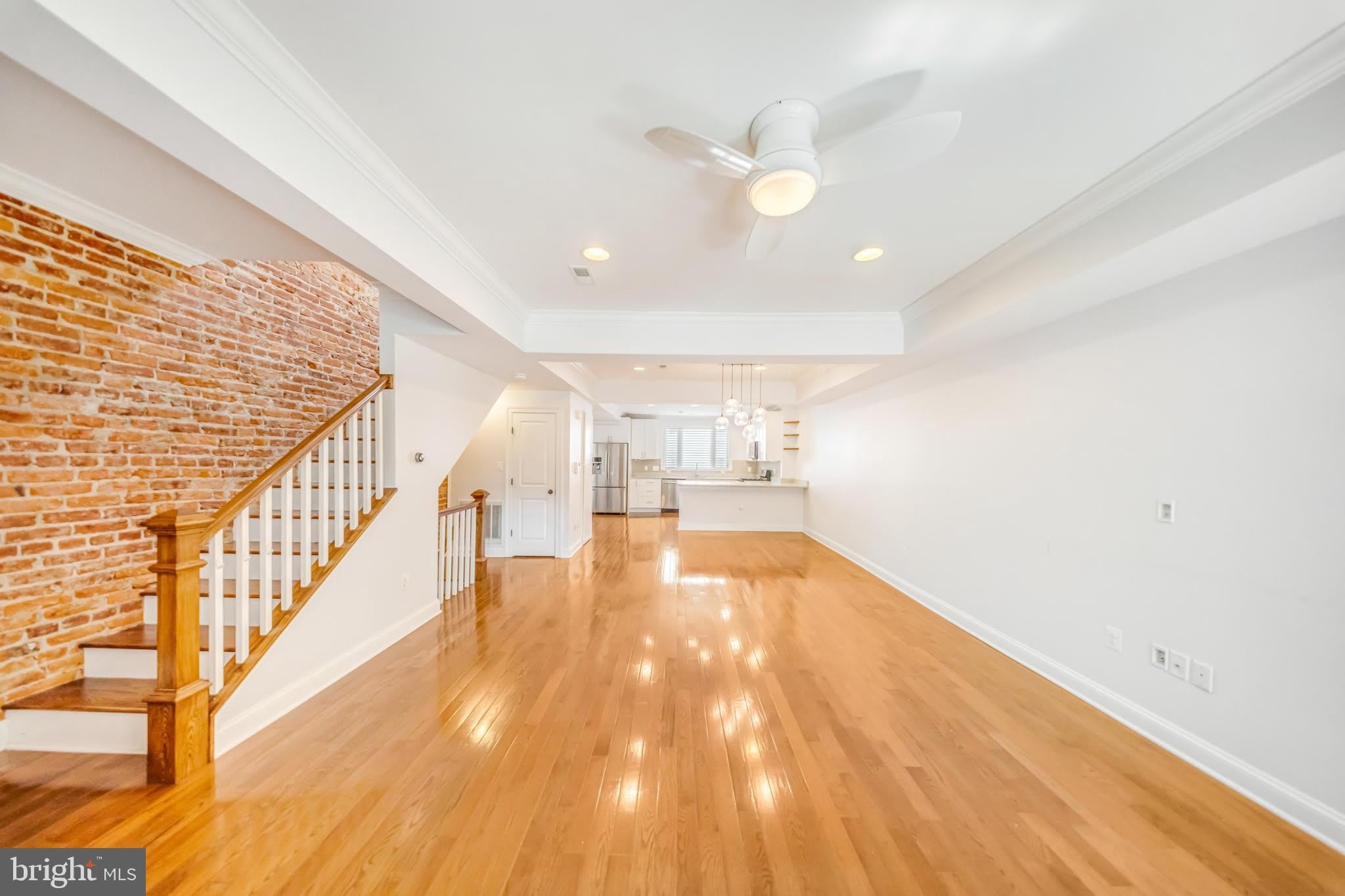 1505 SPRING Place NW – photo 4
