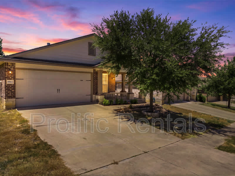 9513 Fratelli Court – photo 1