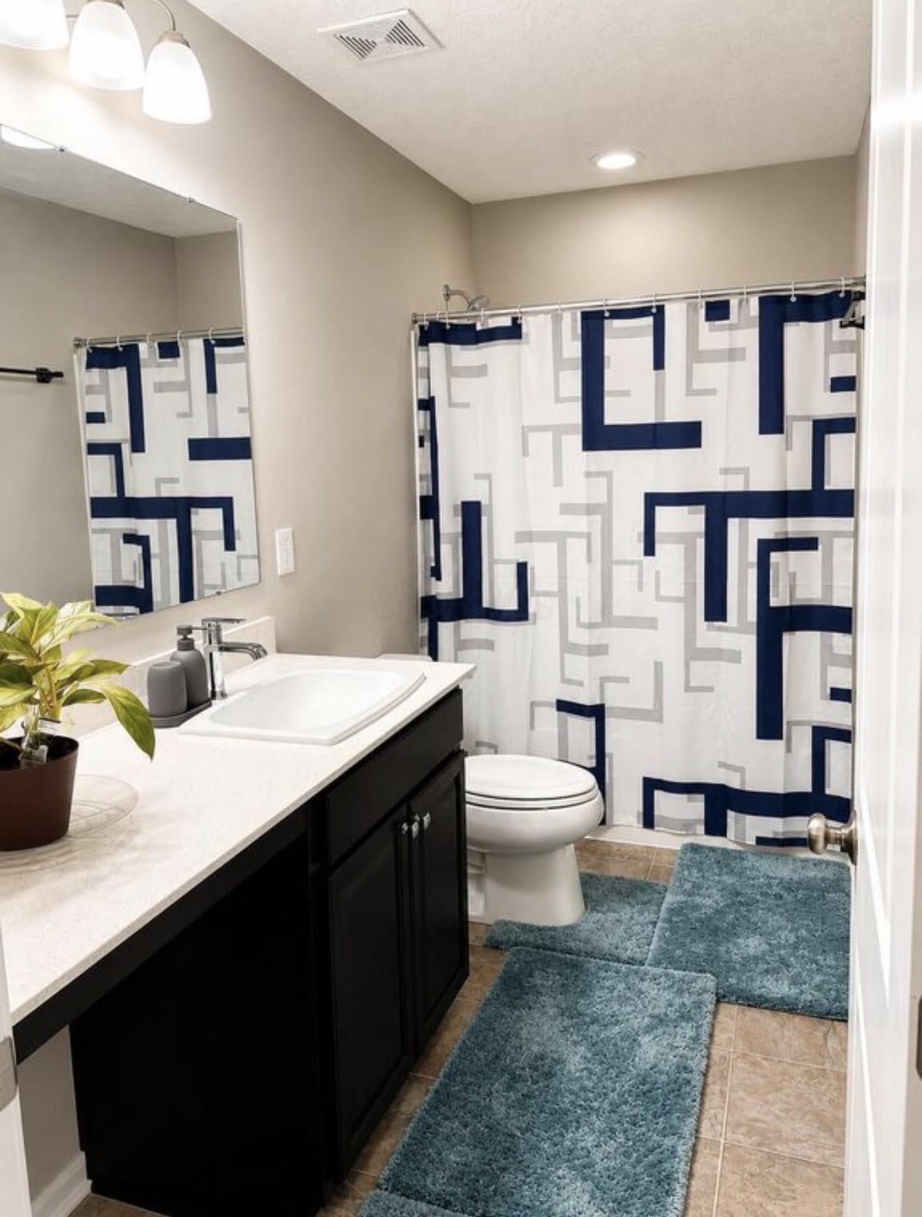 8180 Rhoderick Circle – photo 4