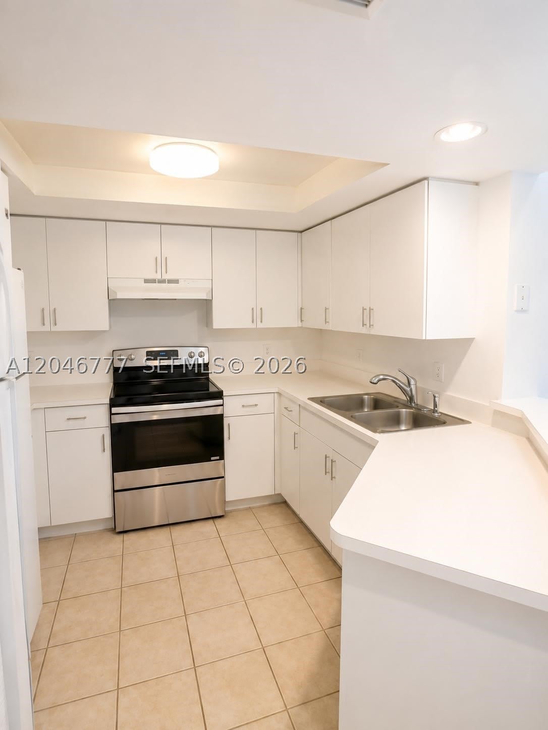 4163 N Haverhill Rd – photo 5