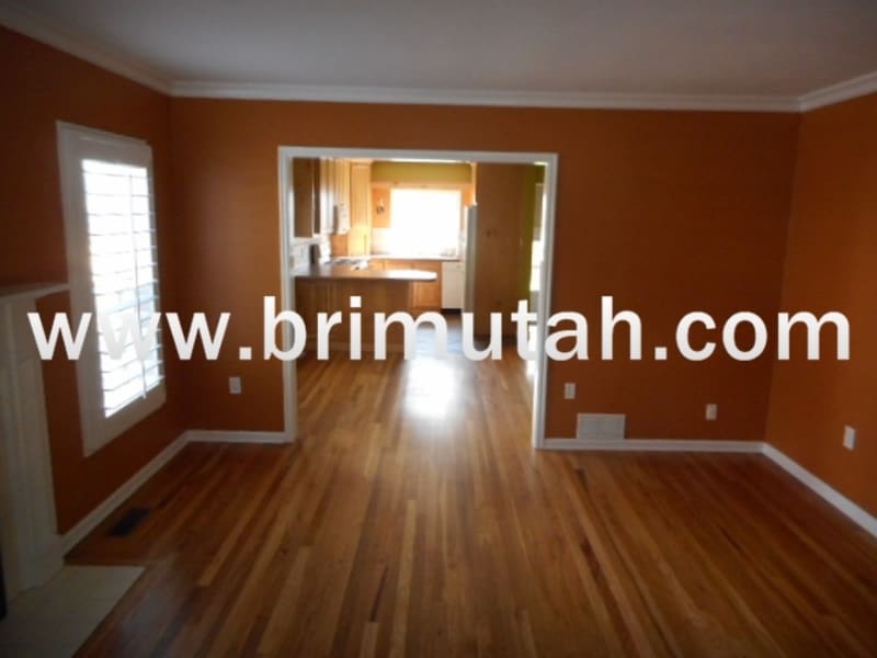1632 Kensington Ave. – photo 5