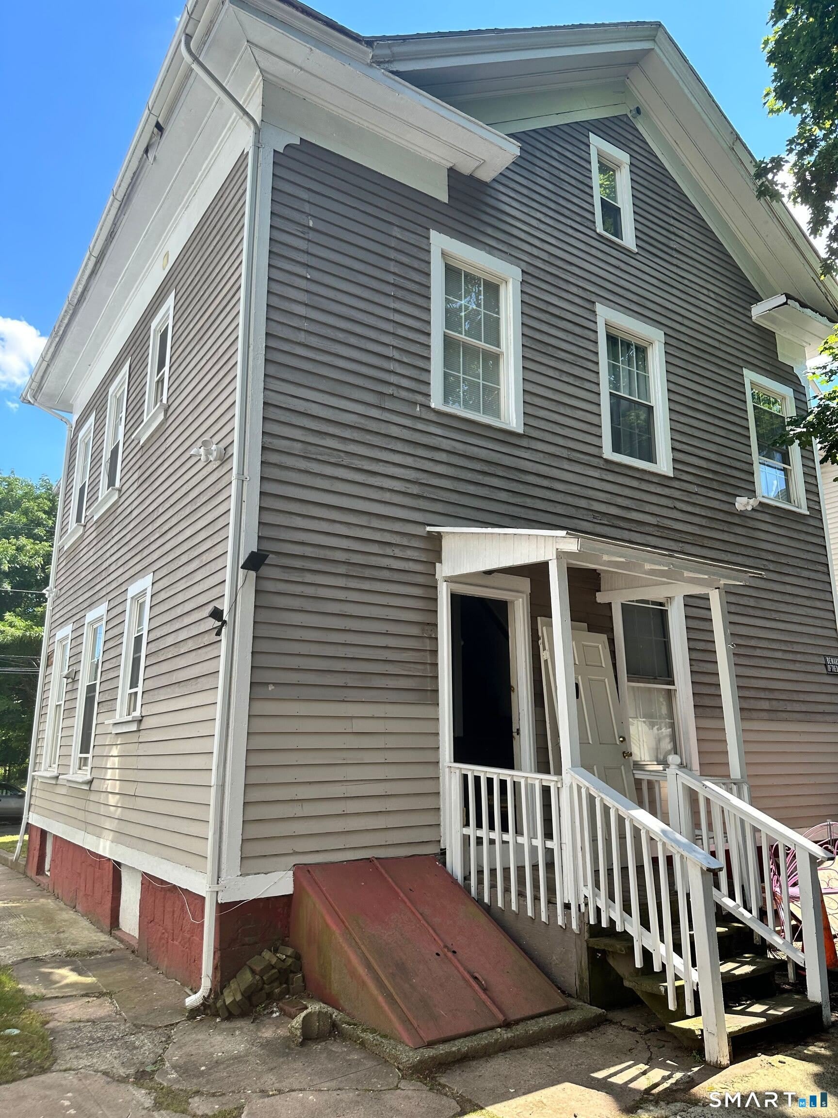 189 Putnam Street – photo 3