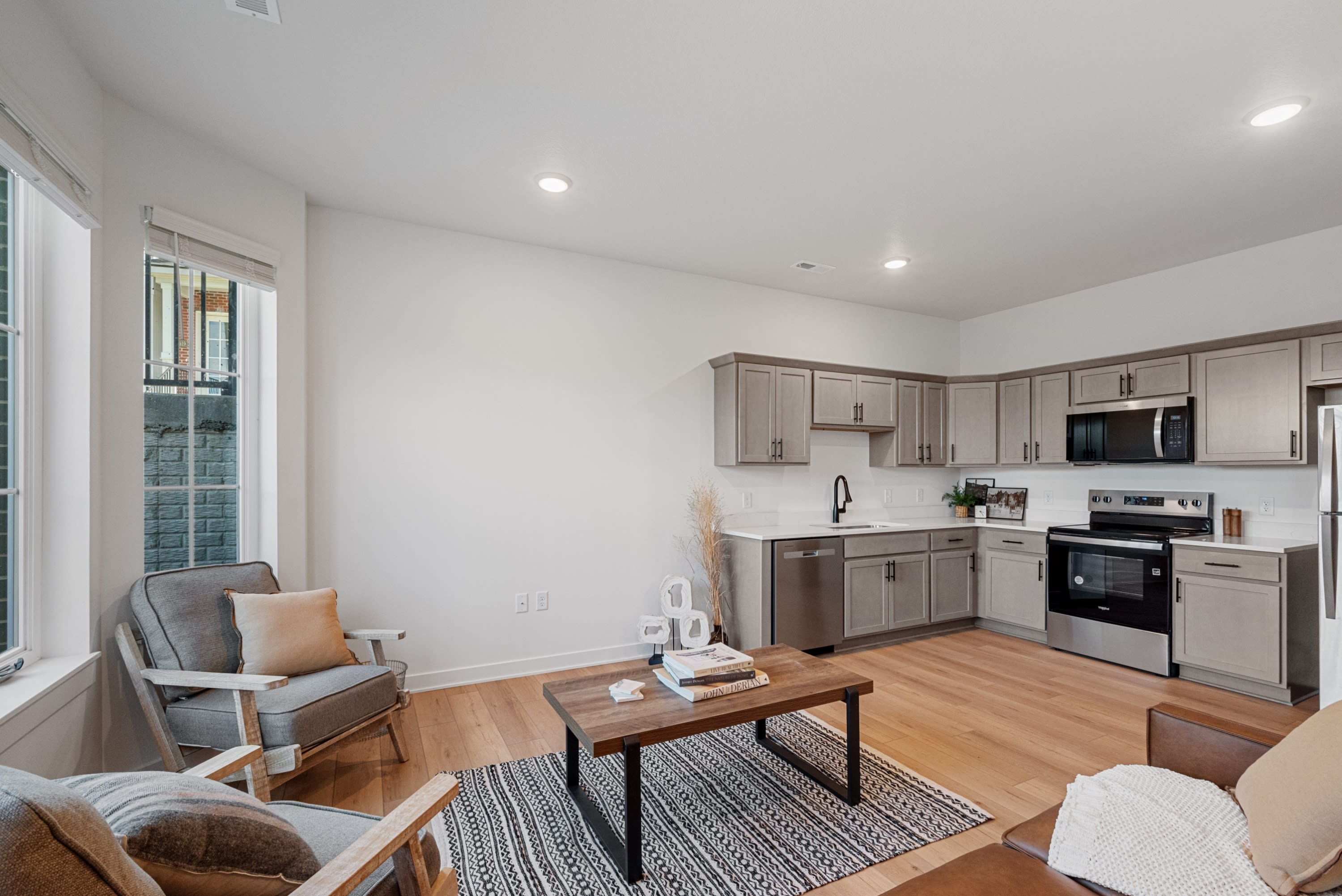 1115 Southwest 11th Street – photo 2