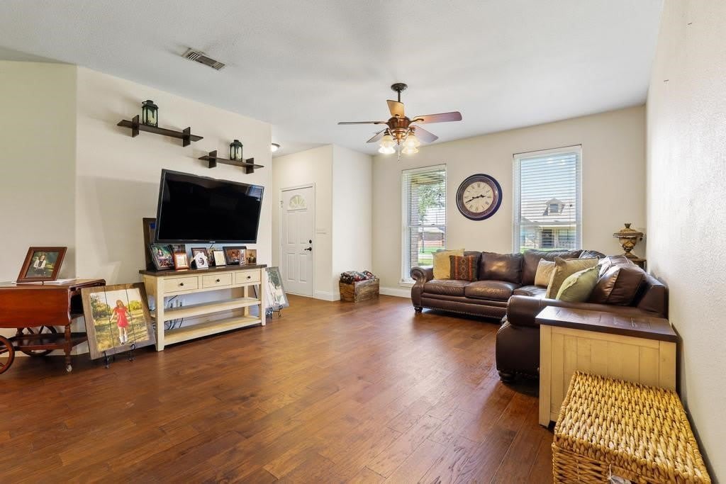 315 Preston Glen – photo 5