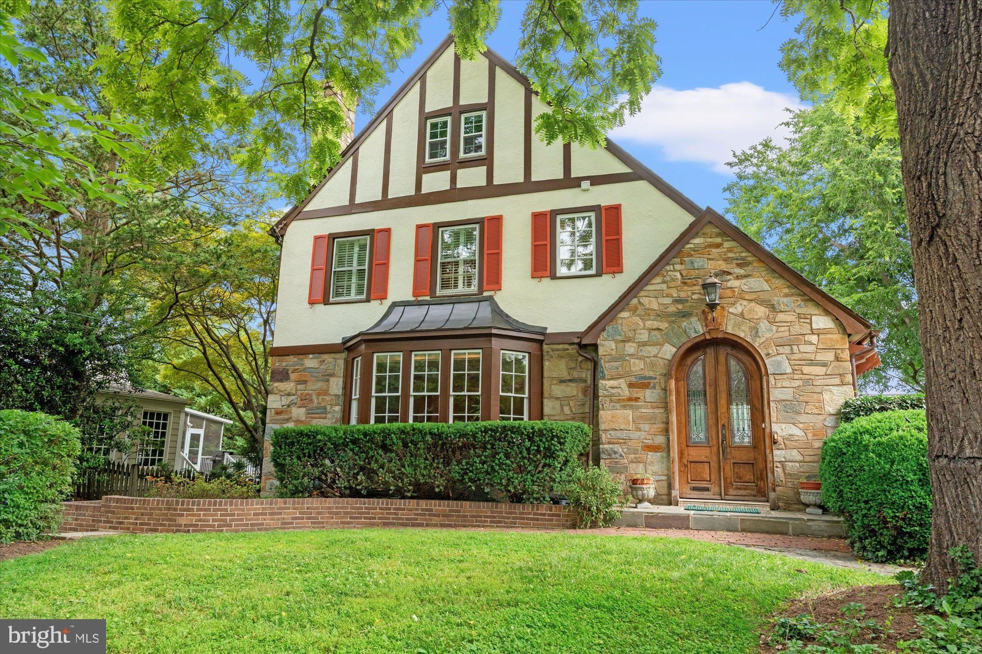 4613 LANGDRUM Lane – photo 1