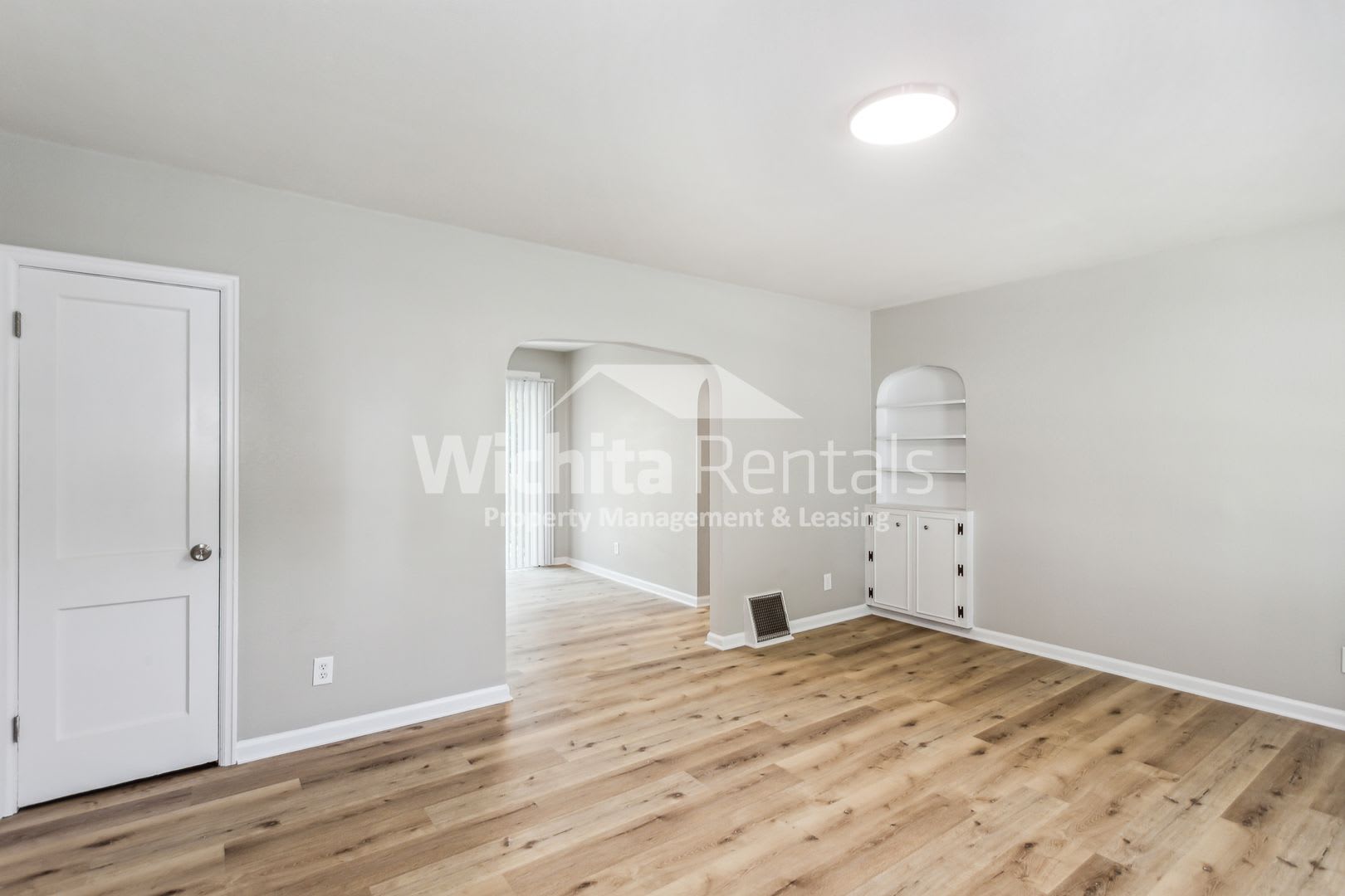 648 N. Glendale – photo 2