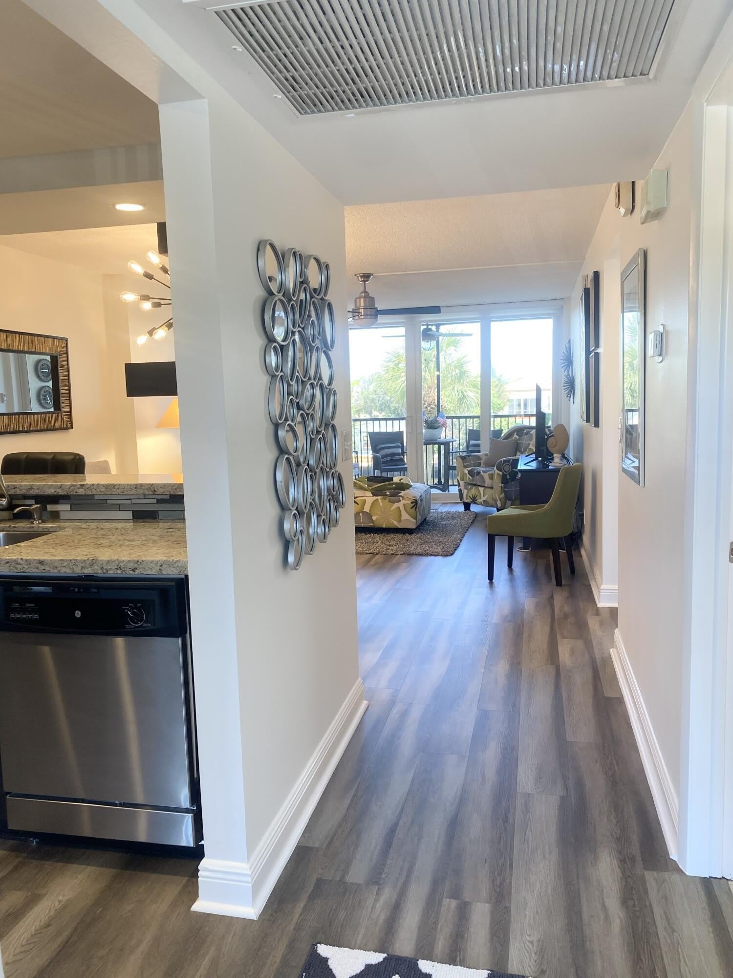 18 Royal Palm Way – photo 3