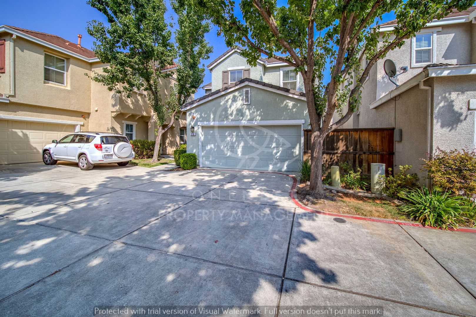 Charming Lincoln Rental, 3 Bedrooms + 2-Car Garage – photo 3