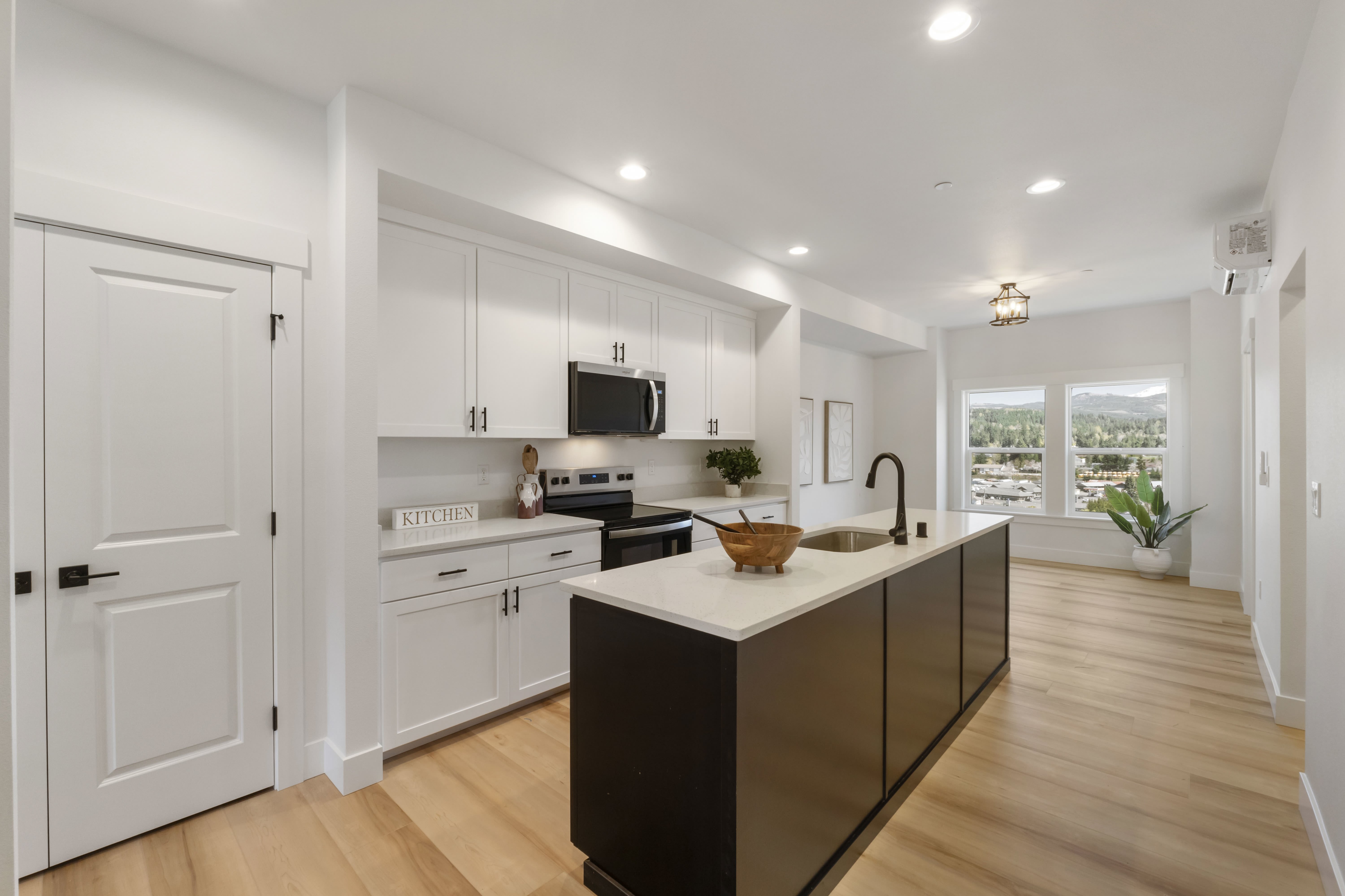 117 Orchard Ave S # A – photo 3