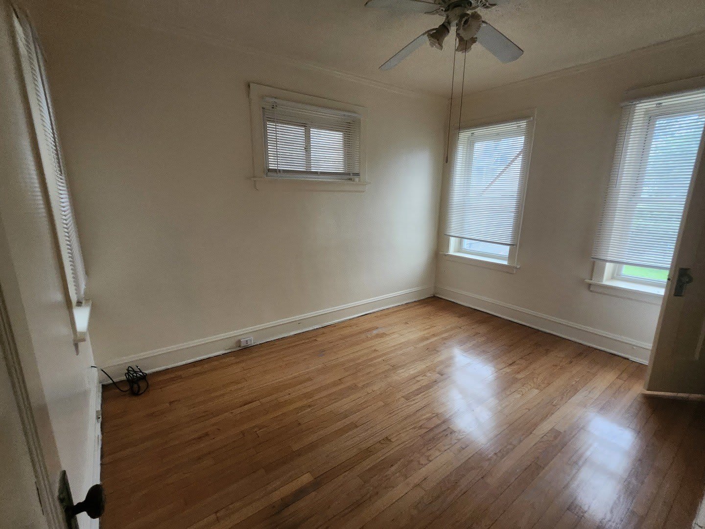 9202 S Loomis Street – photo 3