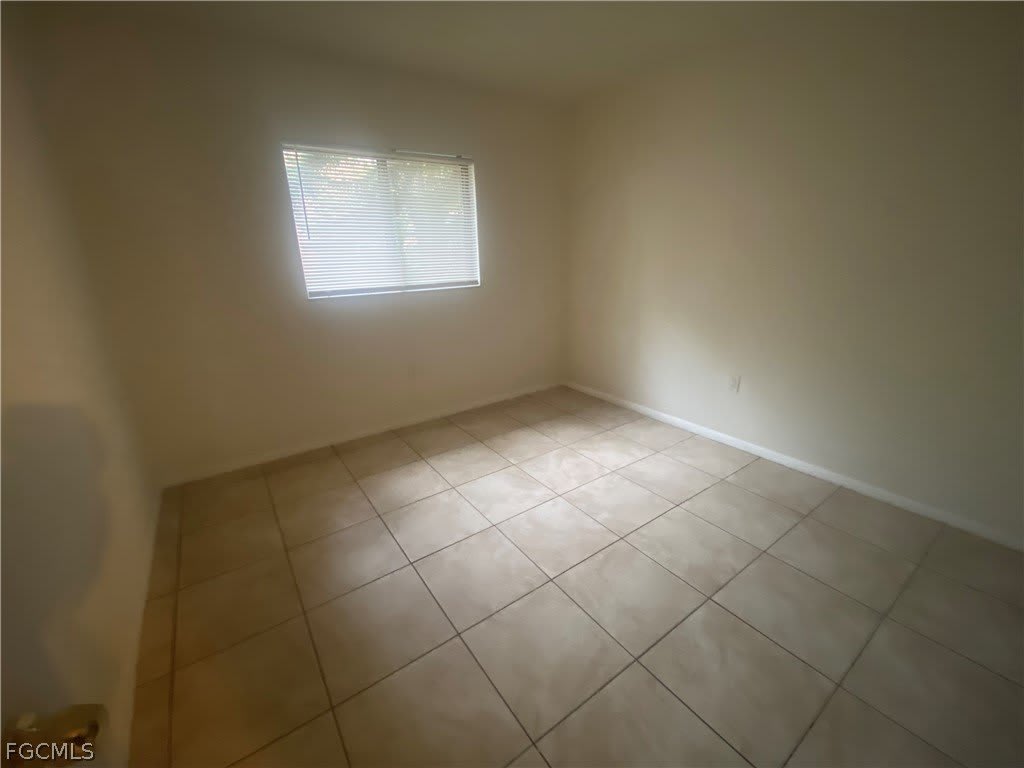 2670 Park Windsor Drive – photo 4