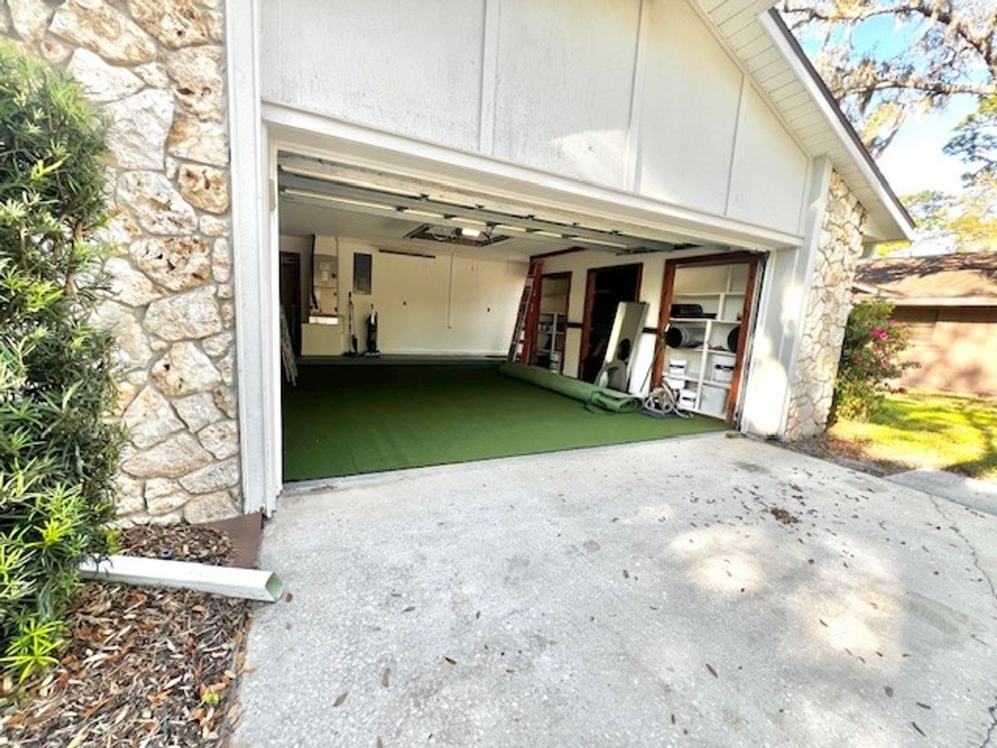 Welcome Home Move In October Beautiful 3X2 With Fenced In Yard 2 Car Garage Lawn Care Included Wonderful Community Boat Ramp – photo 5