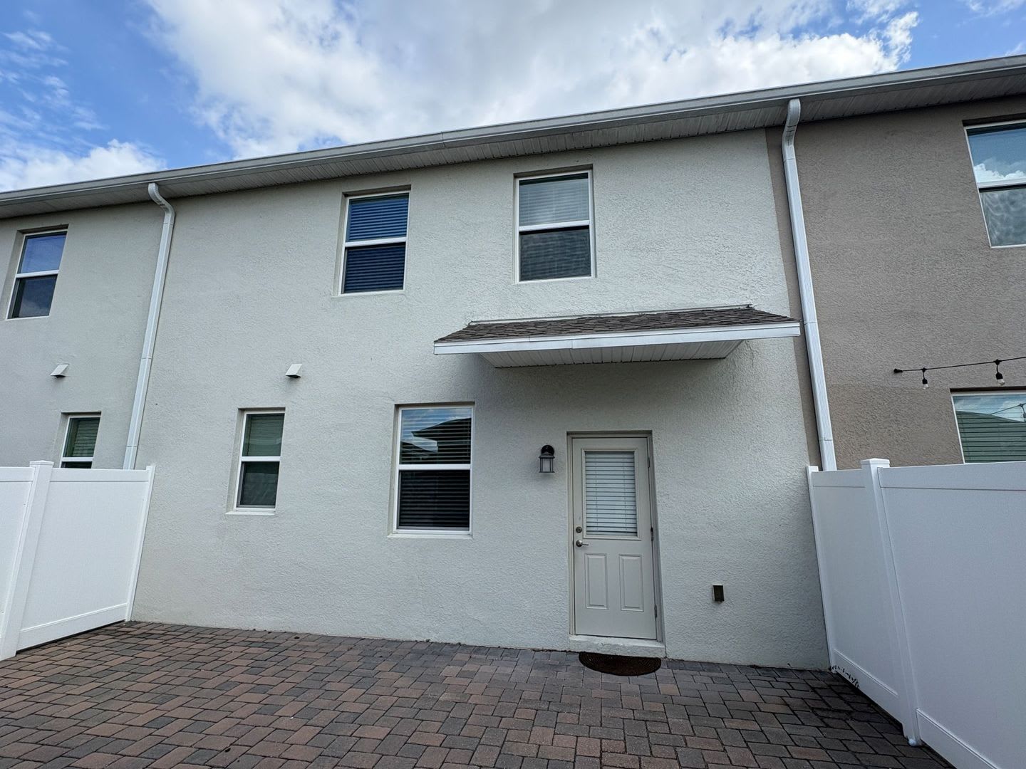 3 Bedroom 2 5 Bathroom Townhouse On Storey Grove Winter Garden – photo 2
