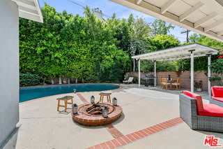 14346 Killion Street – photo 4