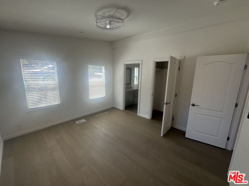 1336 La Crescenta Dr – photo 5