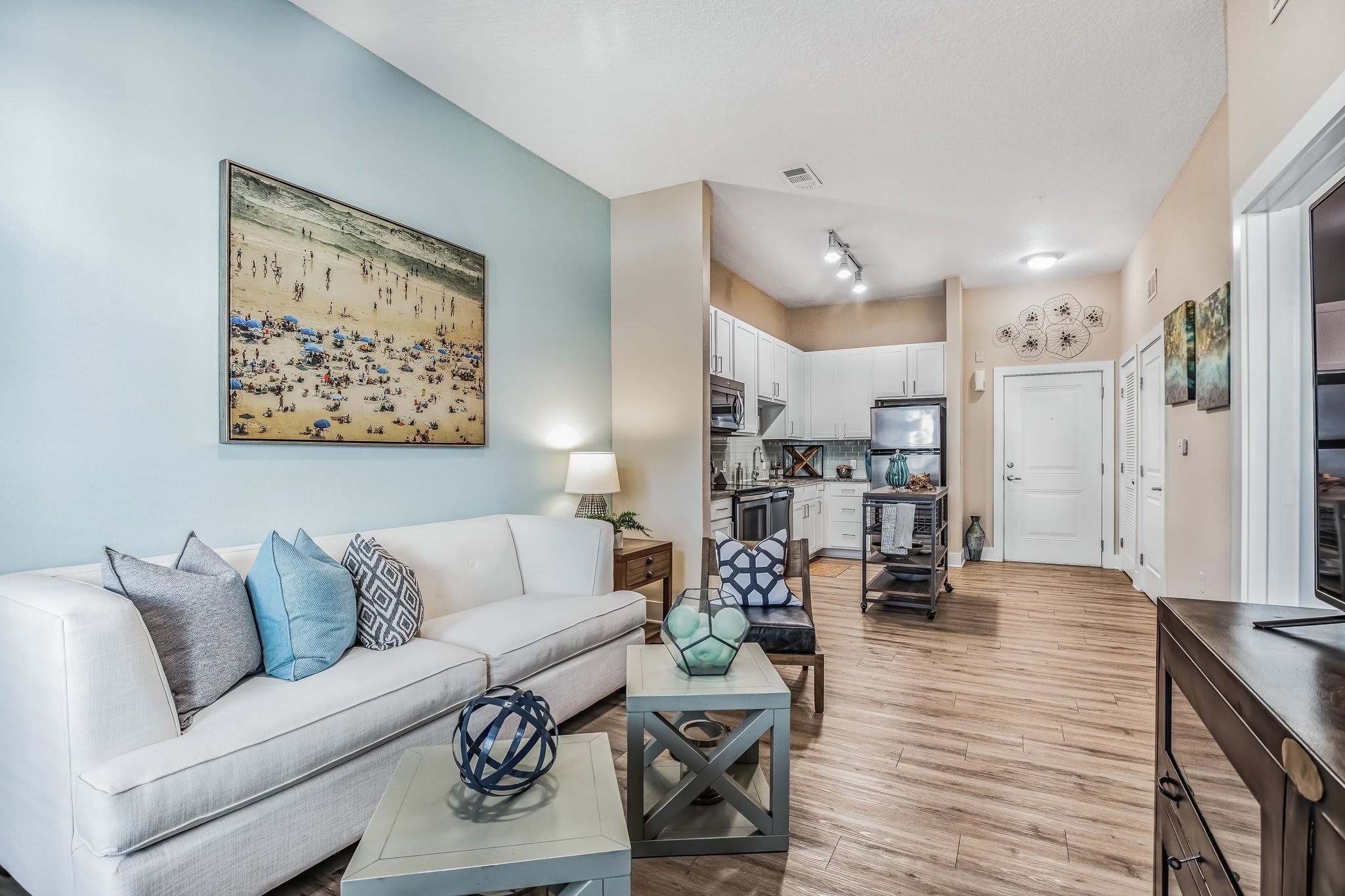 BluWater Apartments – photo 3