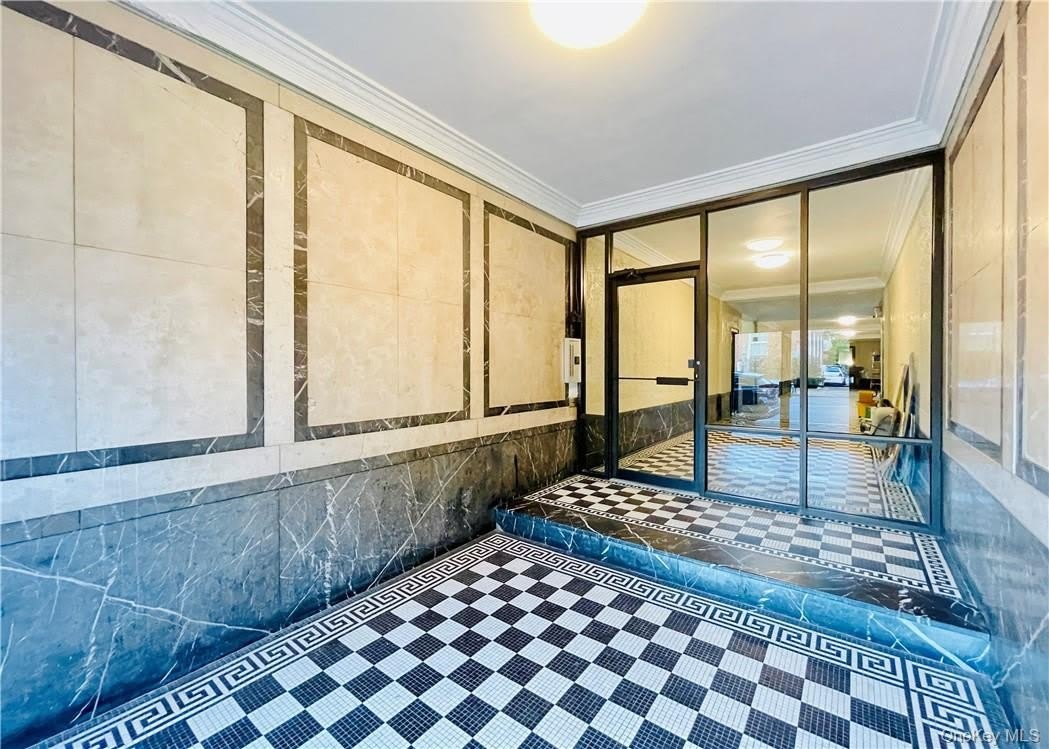 12 Chatsworth Avenue – photo 1
