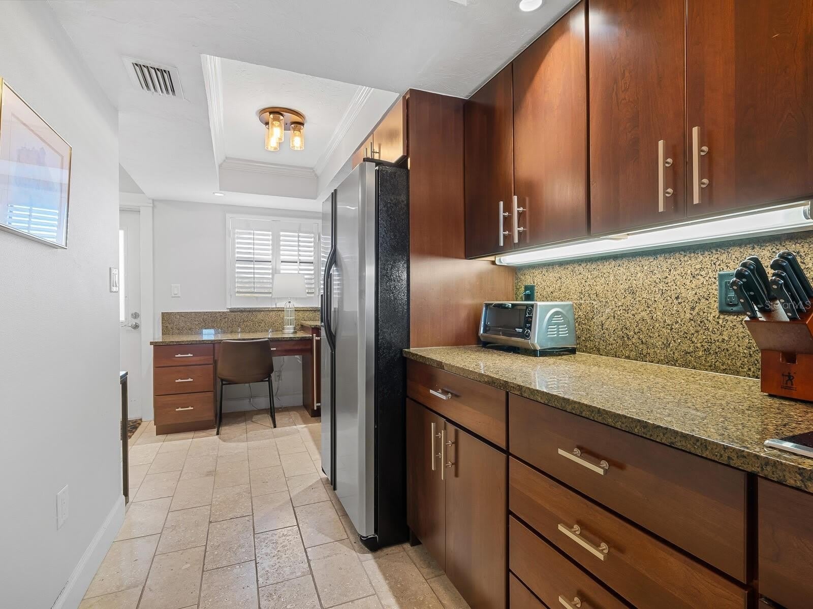 5760 MIDNIGHT PASS ROAD – photo 5