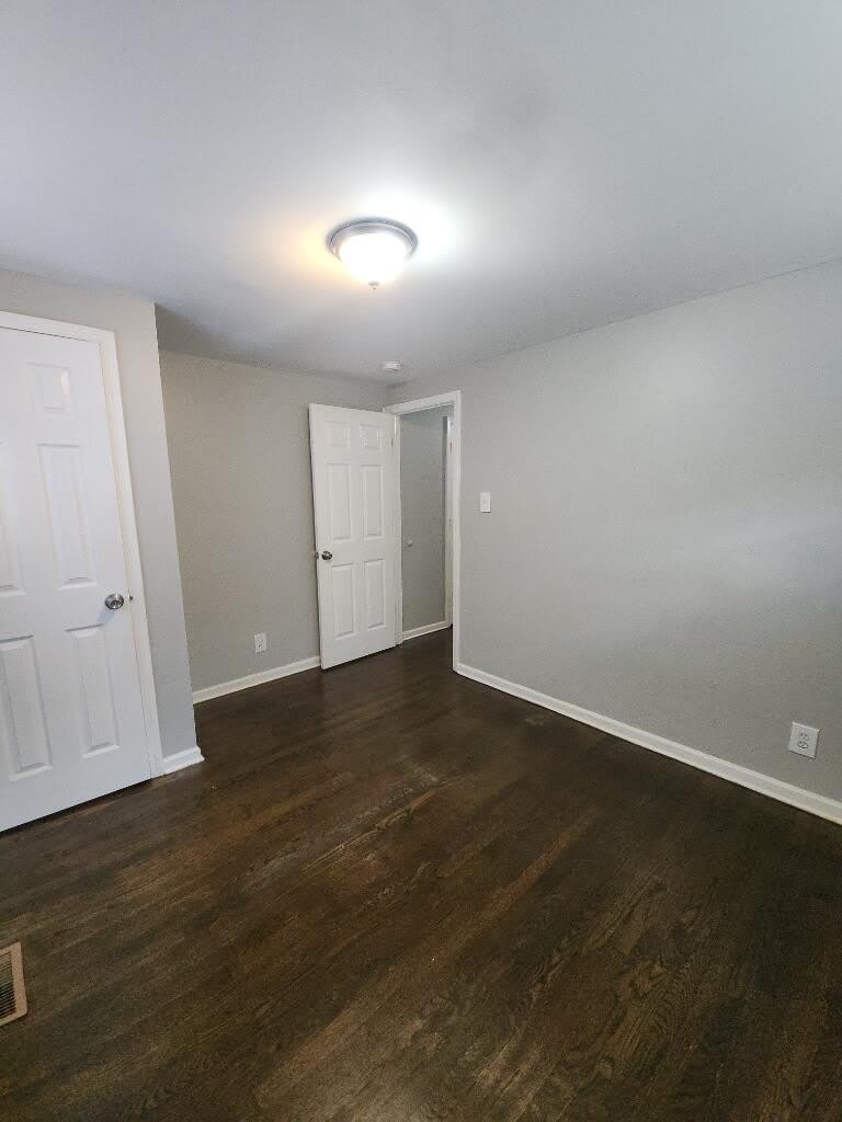 3606 E 9th Avenue – photo 5