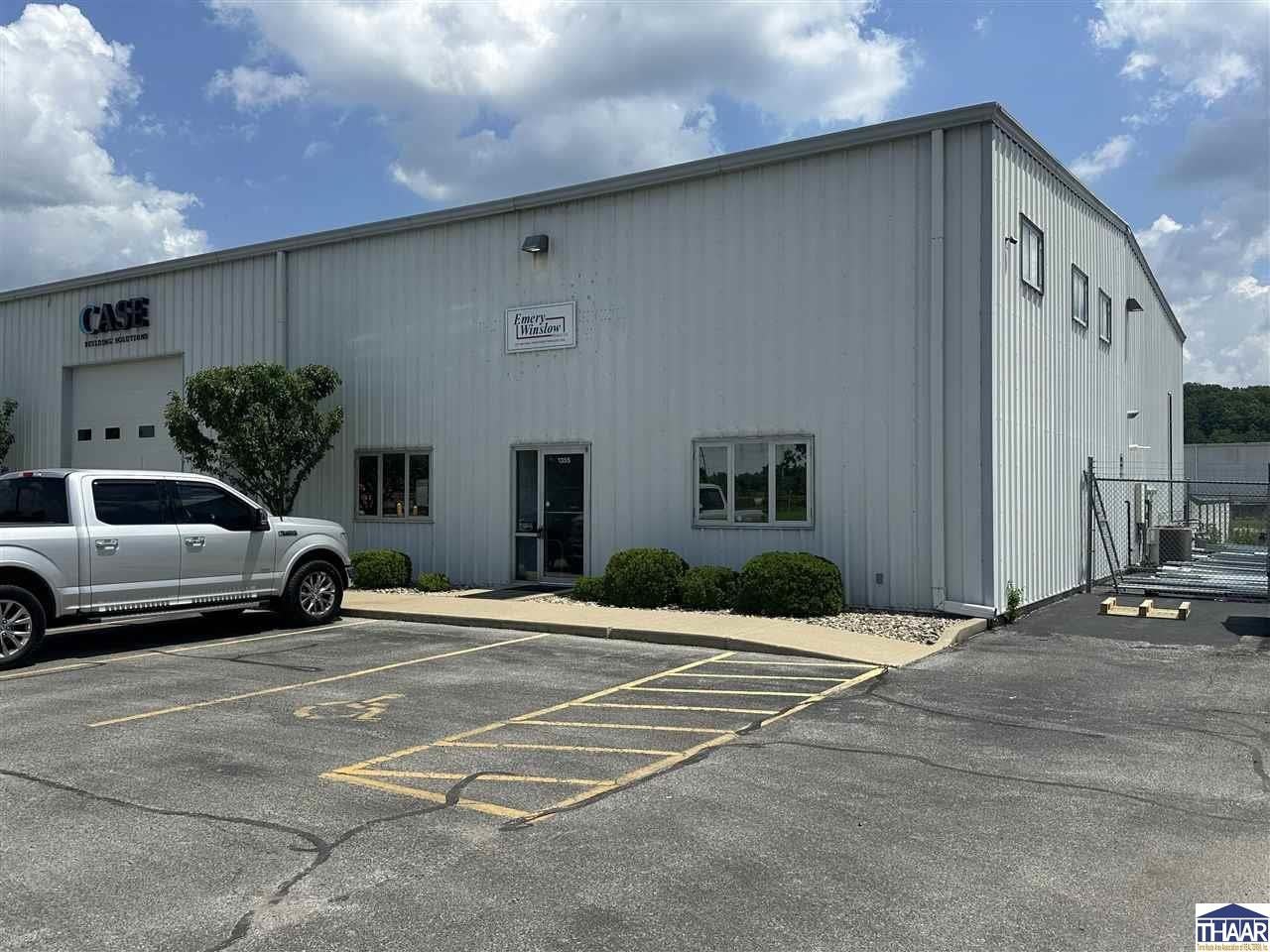 1355 N Aberdeen Avenue – photo 2
