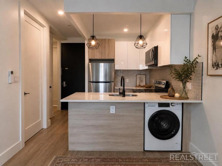 417 Rutland Road – photo 4