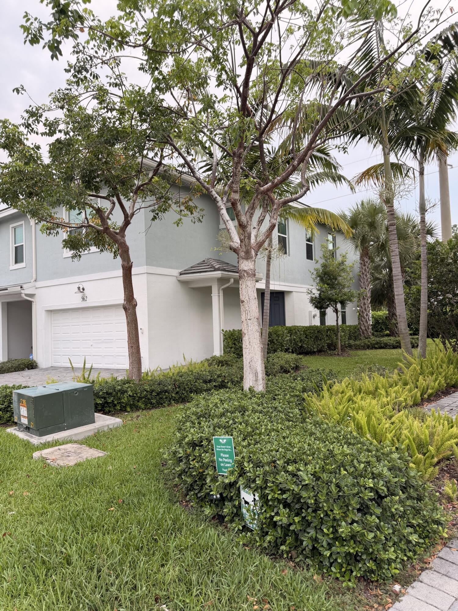 562 Parsons Way – photo 2