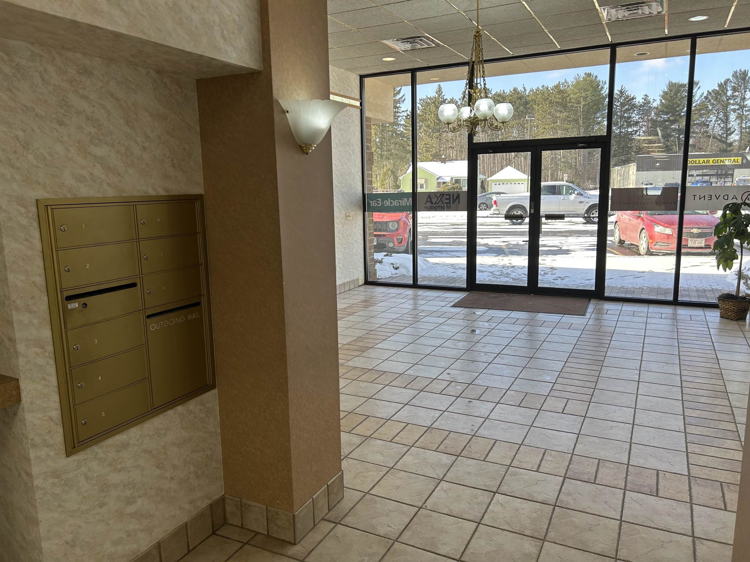 1820 POST ROAD – photo 3