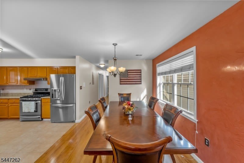 23 Chester Ave – photo 4