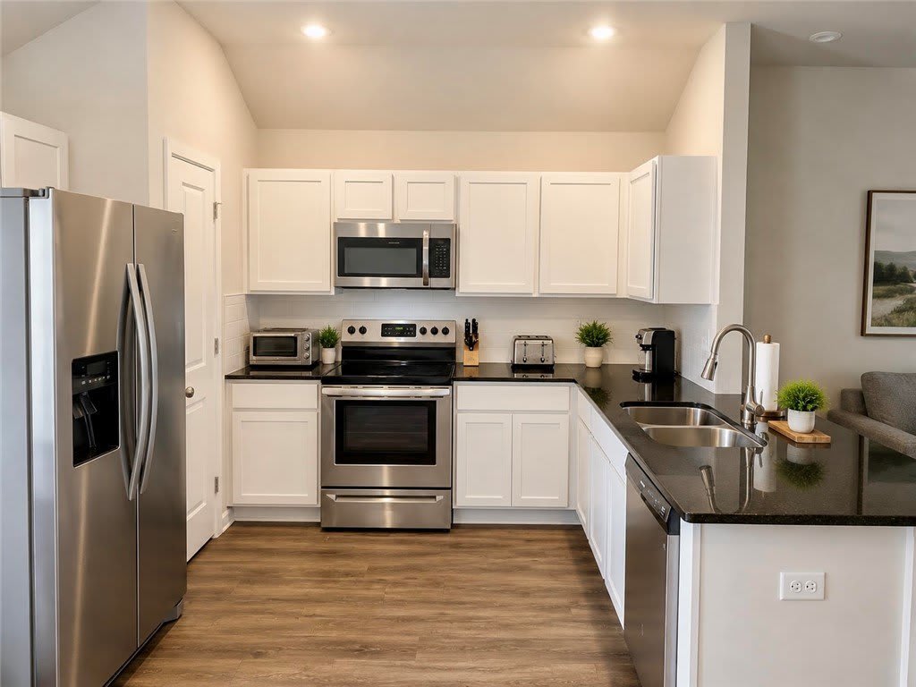 831 Fairlane Street – photo 3