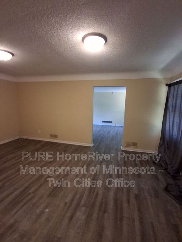2670 5th Ave E – photo 3