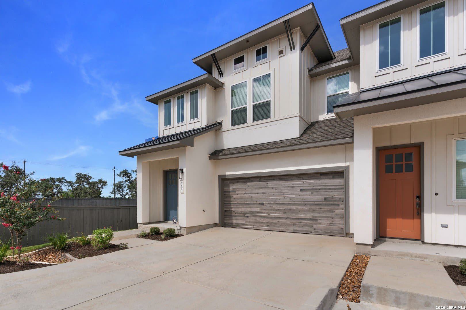 3523 N. LOOP 1604 E – photo 2