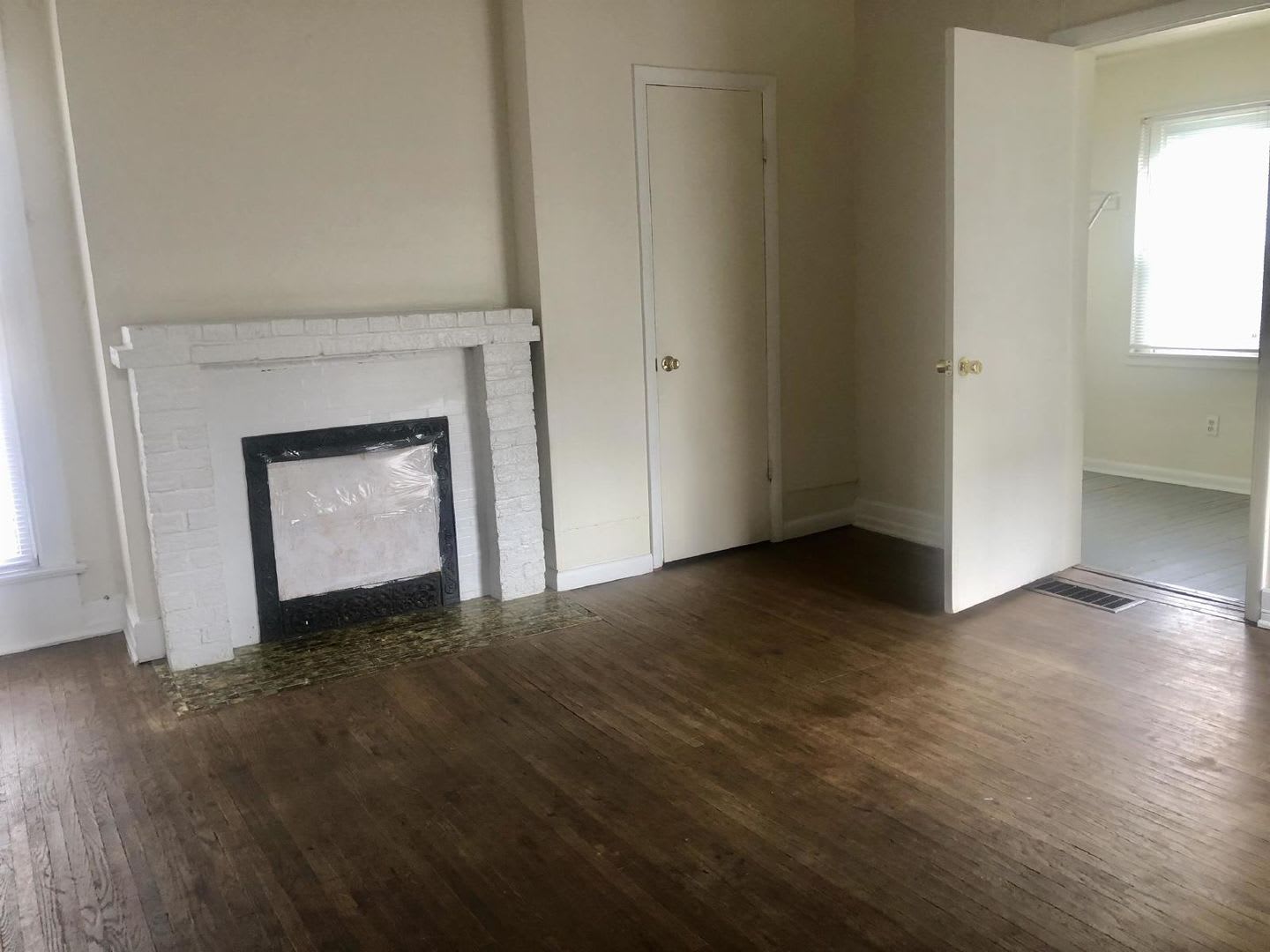 401 E. 2nd St. – photo 3