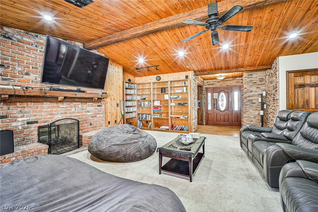 4674 Saddle Place – photo 1
