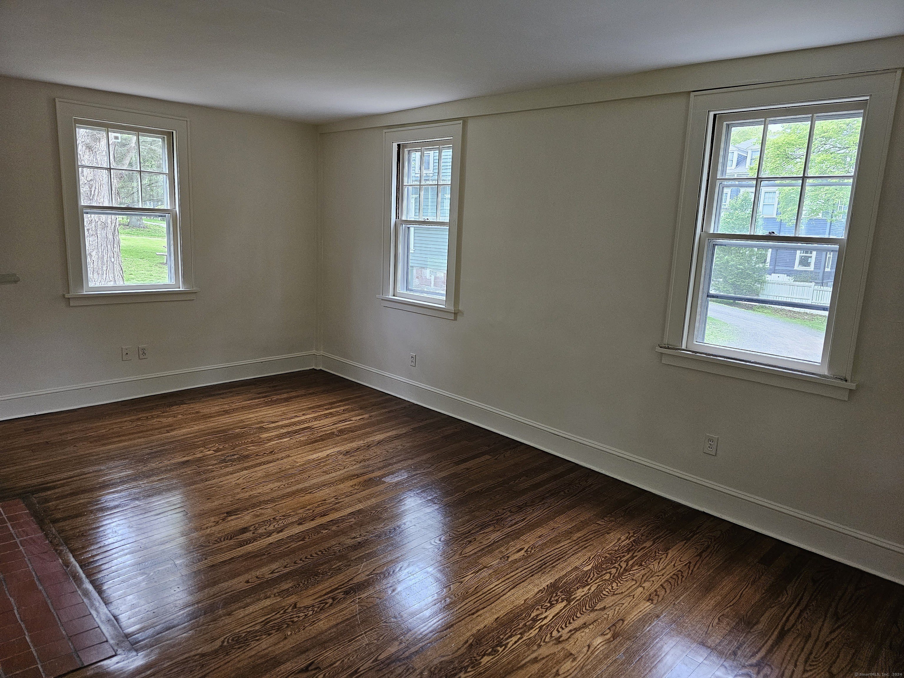 17 Pleasant Street – photo 3