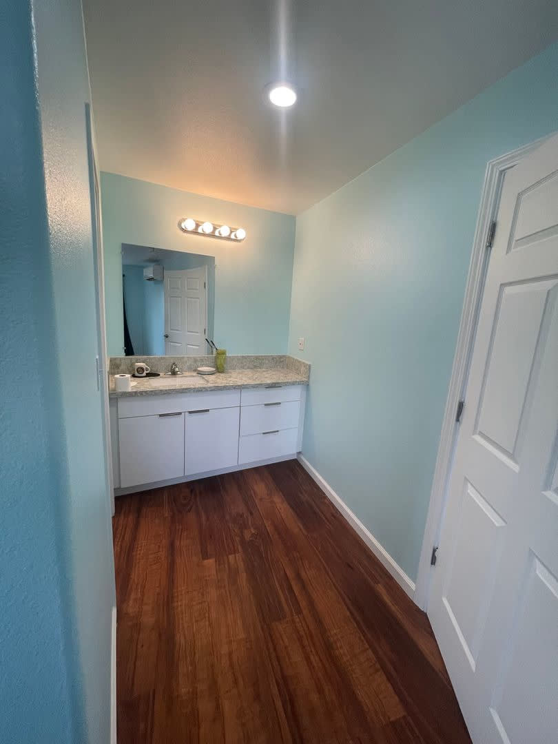 Renovated 3 UNITS right next to UH Manoa dormitory!! – photo 5