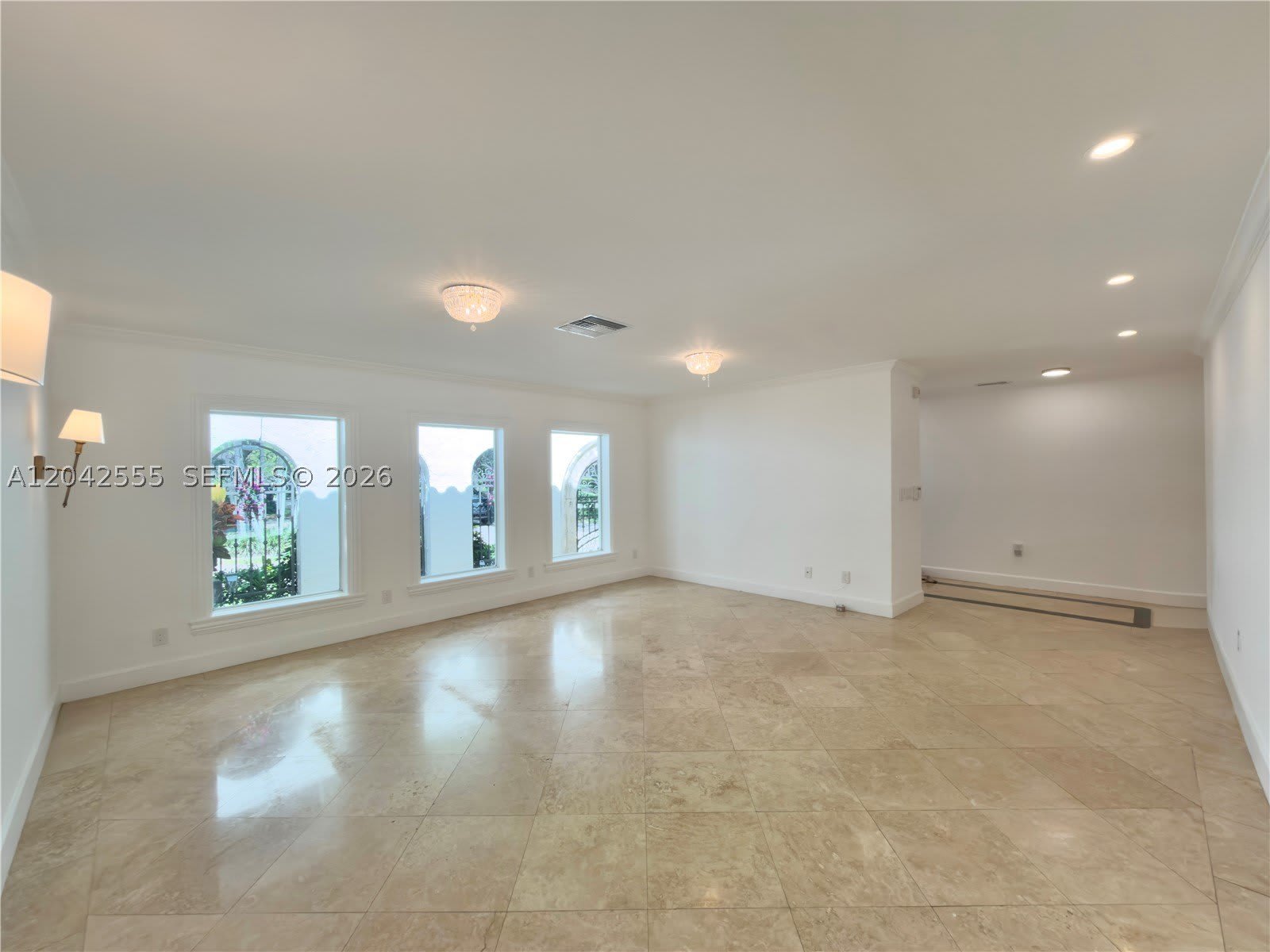 4409 Monserrate St – photo 5
