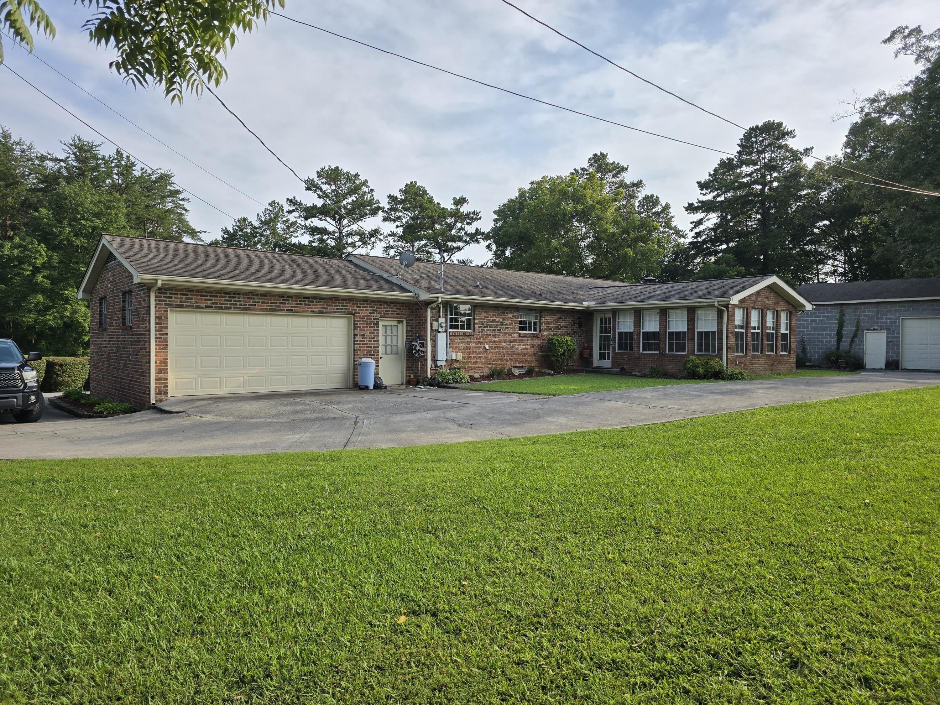 6213 Strawberry Plains Pike – photo 5