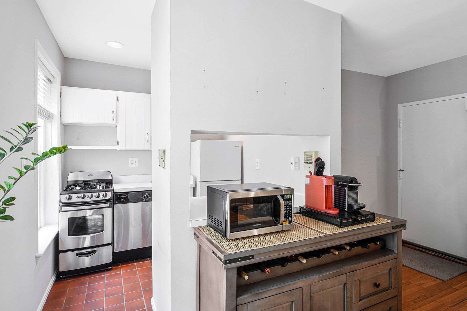 Capitol Hill Two-Bedroom – photo 4