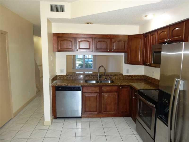 9934 Nw 56th Place – photo 3