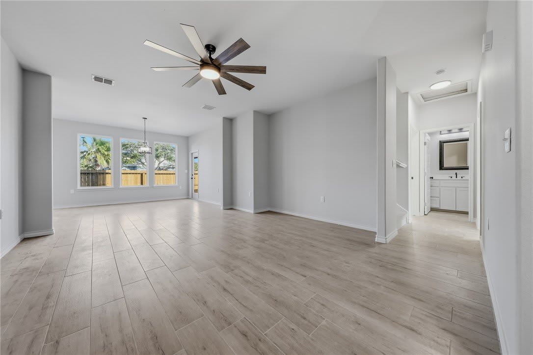 710 Mereet Drive – photo 4