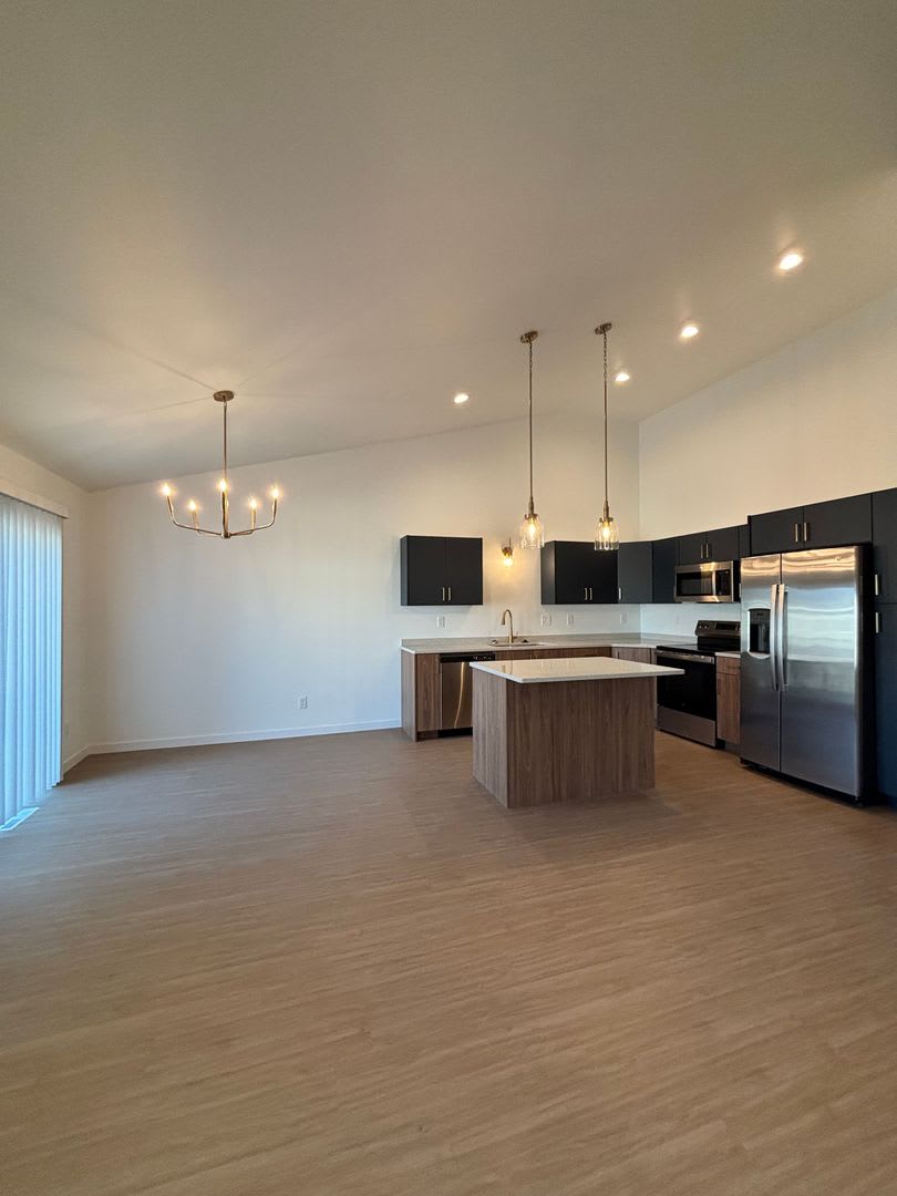 3 Bedroom 3 Bathroom Townhomes – photo 2
