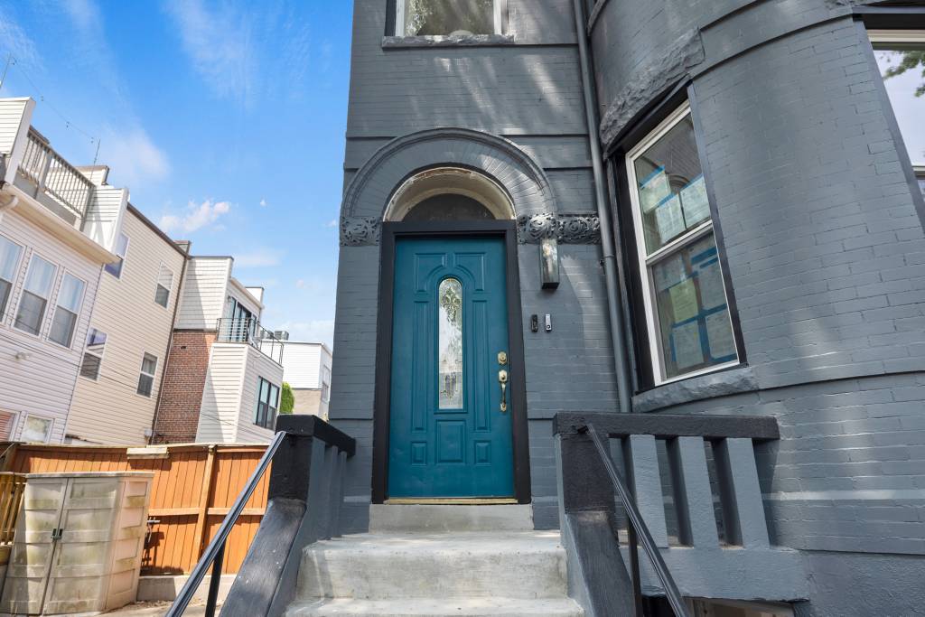 1810 North Capitol Street Northwest – photo 3