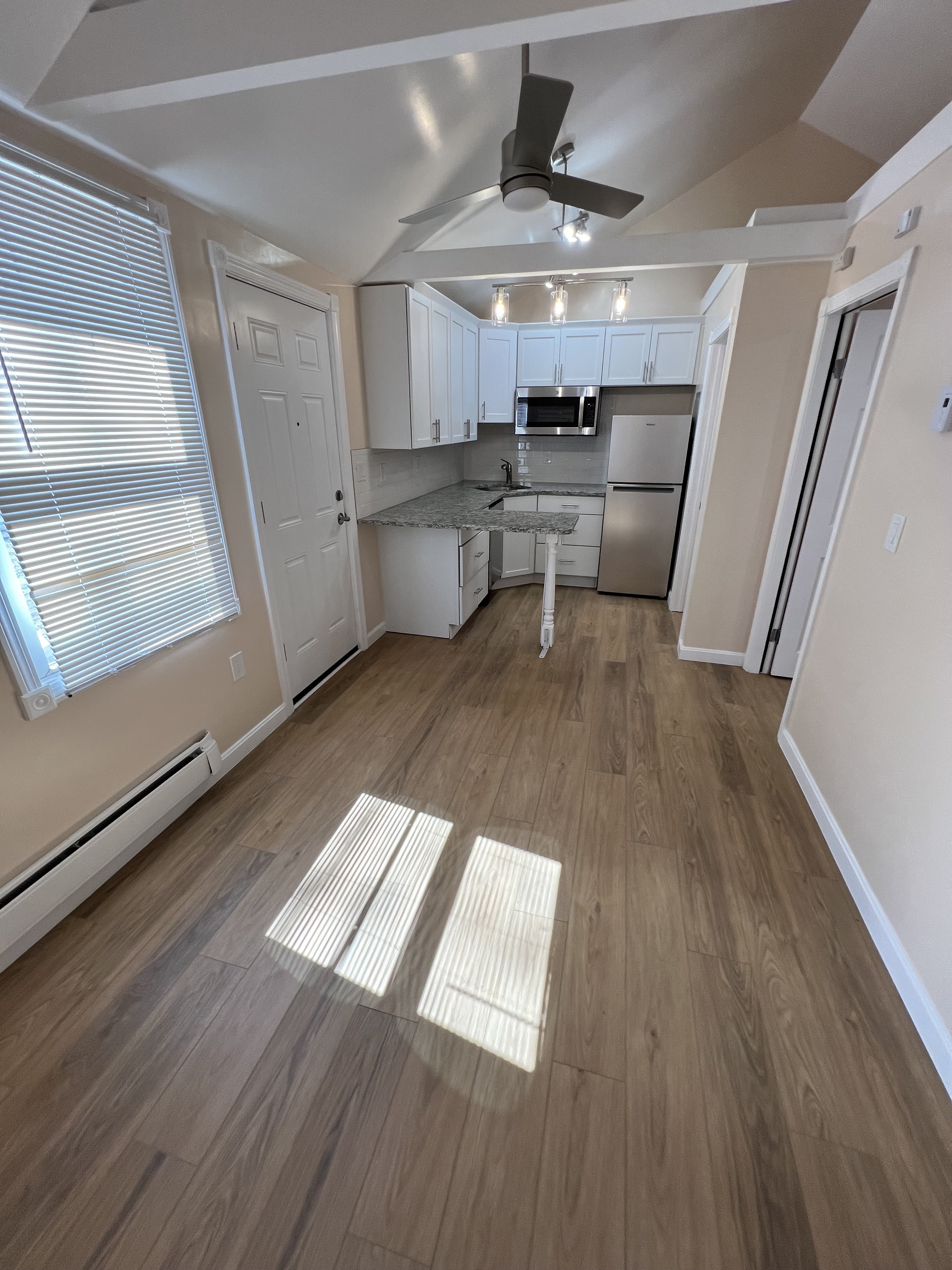 17 Fairbanks St – photo 3