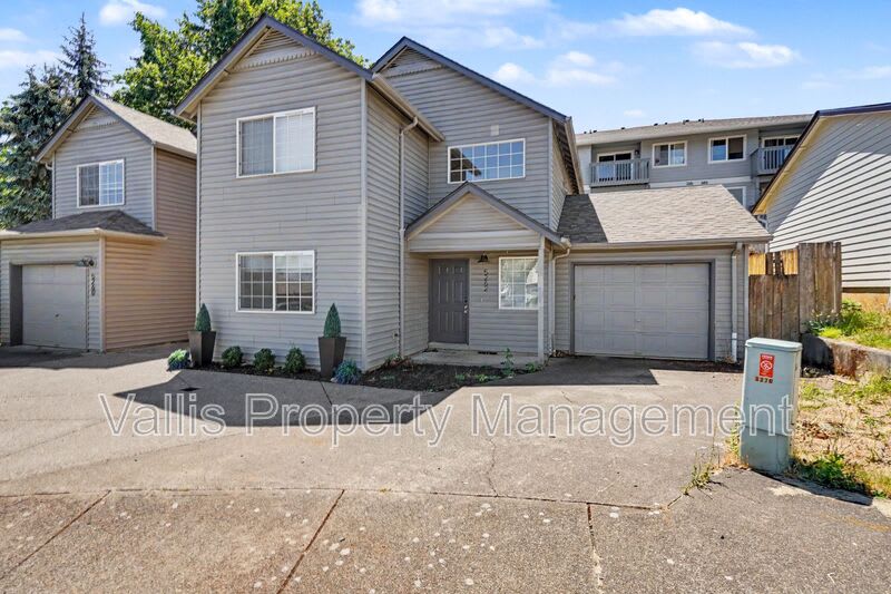5262 Springcrest Drive – photo 1