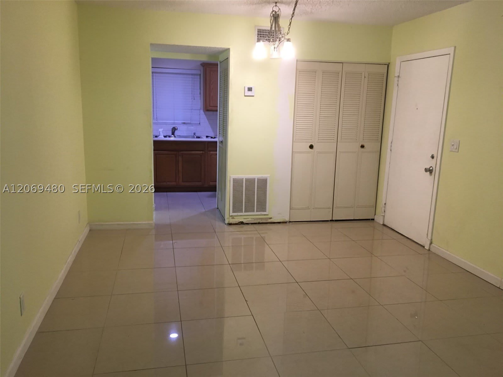 212 Lake Frances Dr – photo 3
