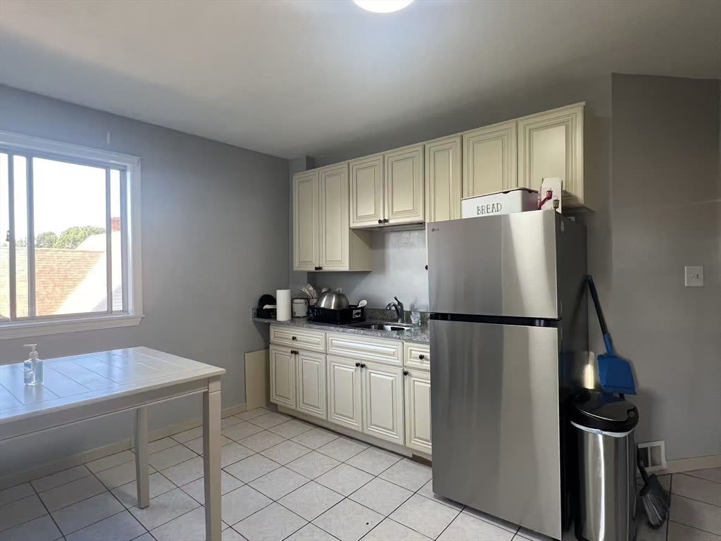 161 Liberty St – photo 5