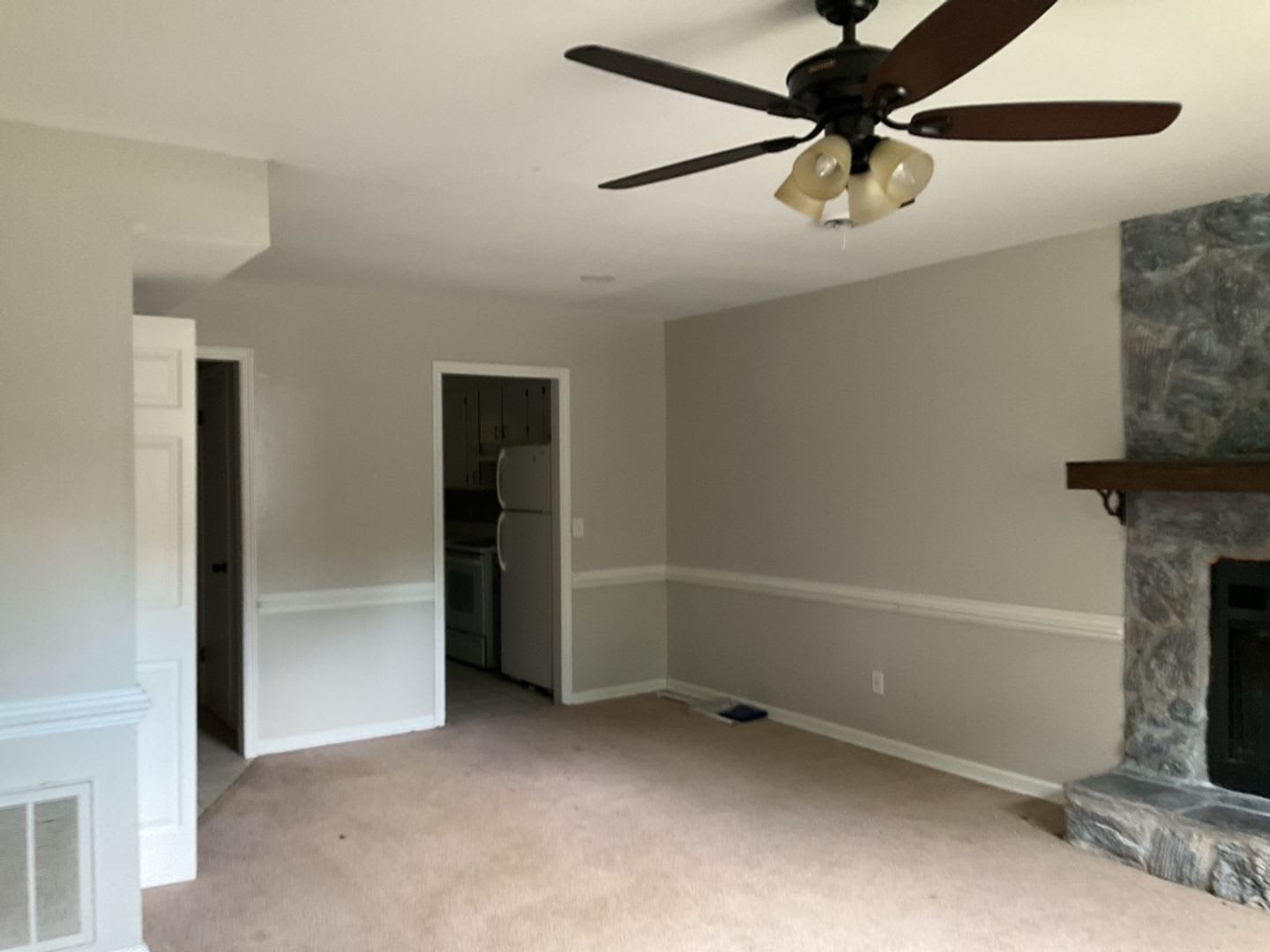 FOR RENT — 216 Burlie Ct Apt L, West Columbia, SC – photo 5