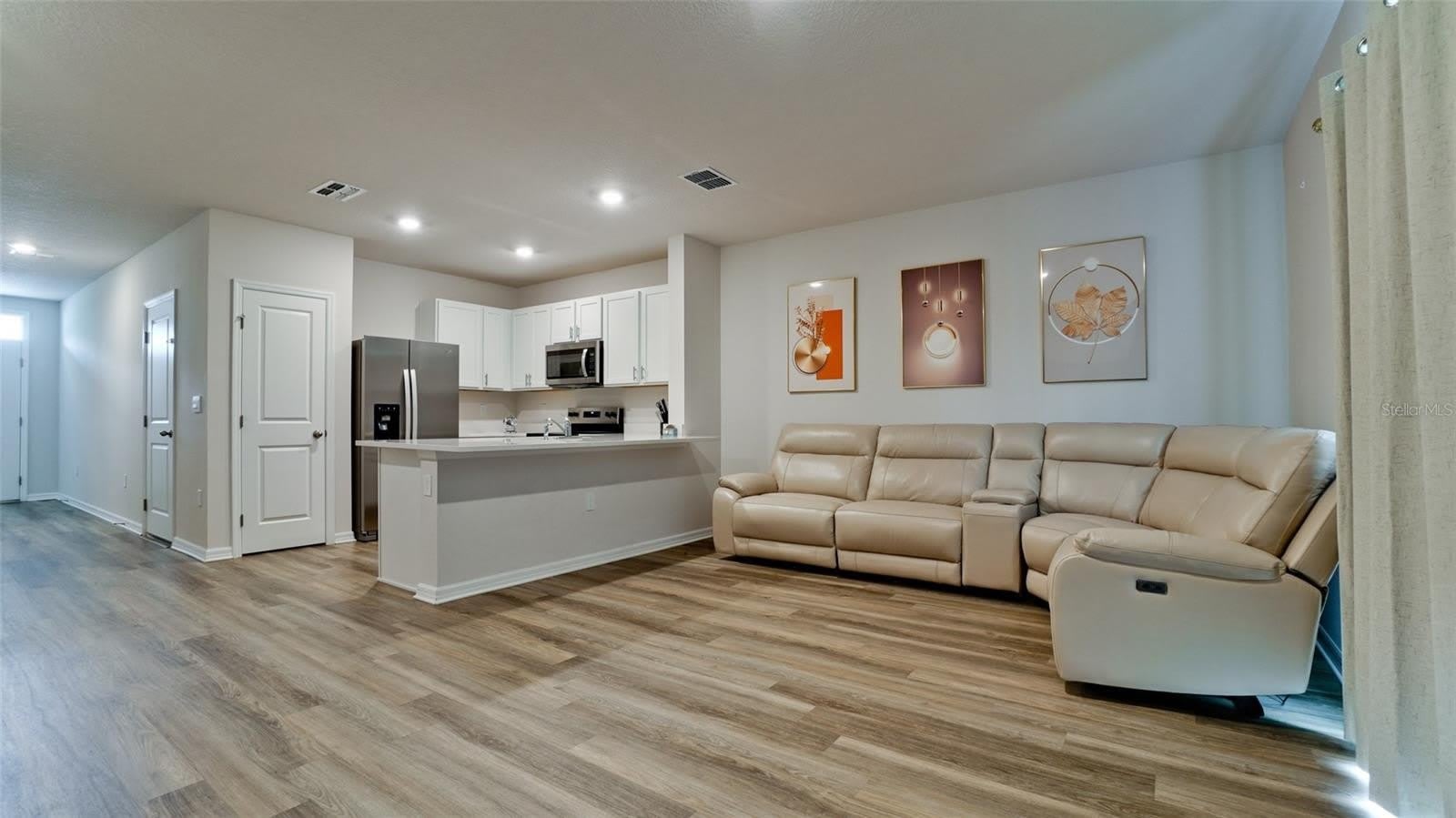 2746 PEARLY BANKS Drive – photo 5