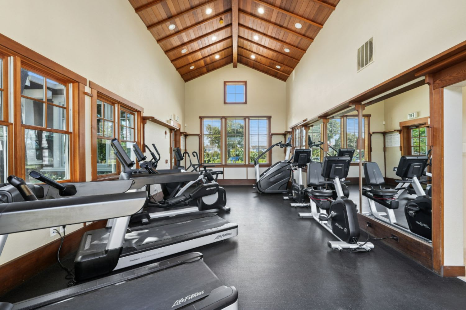 Pescadero Apartments – photo 5